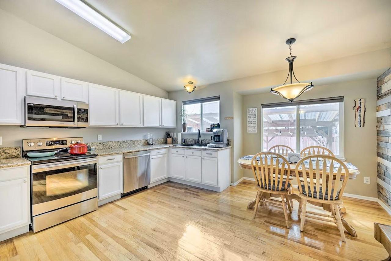 5257 Pioneer Mesa Dr #1385947P - Photo 6 of 26