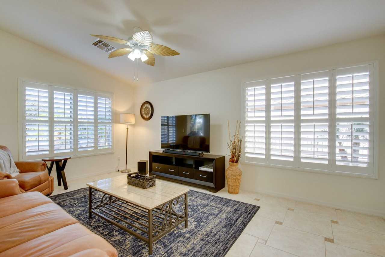 4972 S Sugarberry Ln #1385644P - Photo 4 of 34