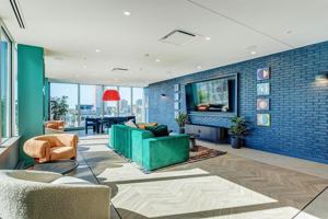 featured image of 2061 Rue Stanley