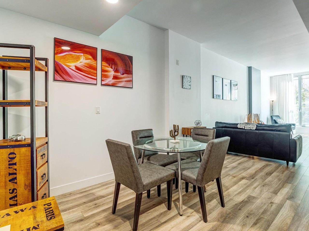 2061 Rue Stanley #1294644P - Photo 6 of 19