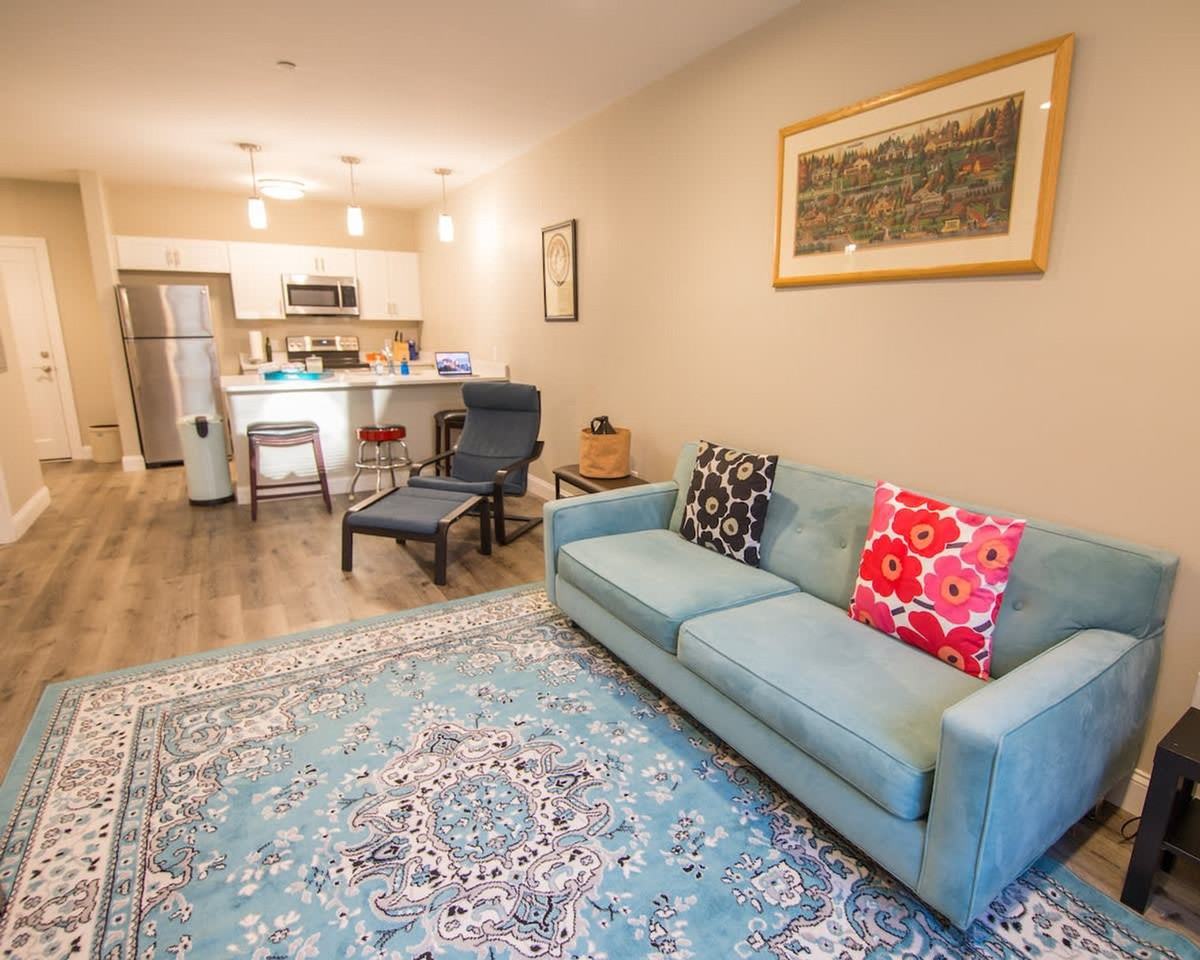 140 Pearl St #1470150P - Photo 4 of 19