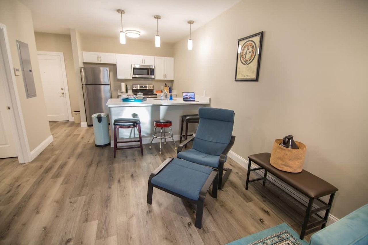 140 Pearl St #1470150P - Photo 7 of 19