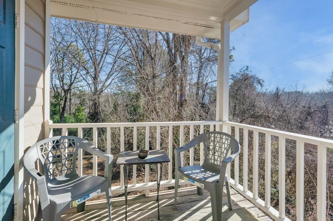 2128 S Roxboro St #1461462P - Photo 5 of 17