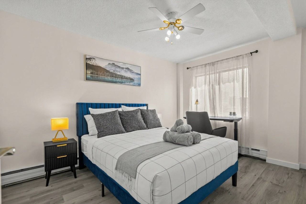 115 17 Ave Sw #1314554P - Photo 5 of 25