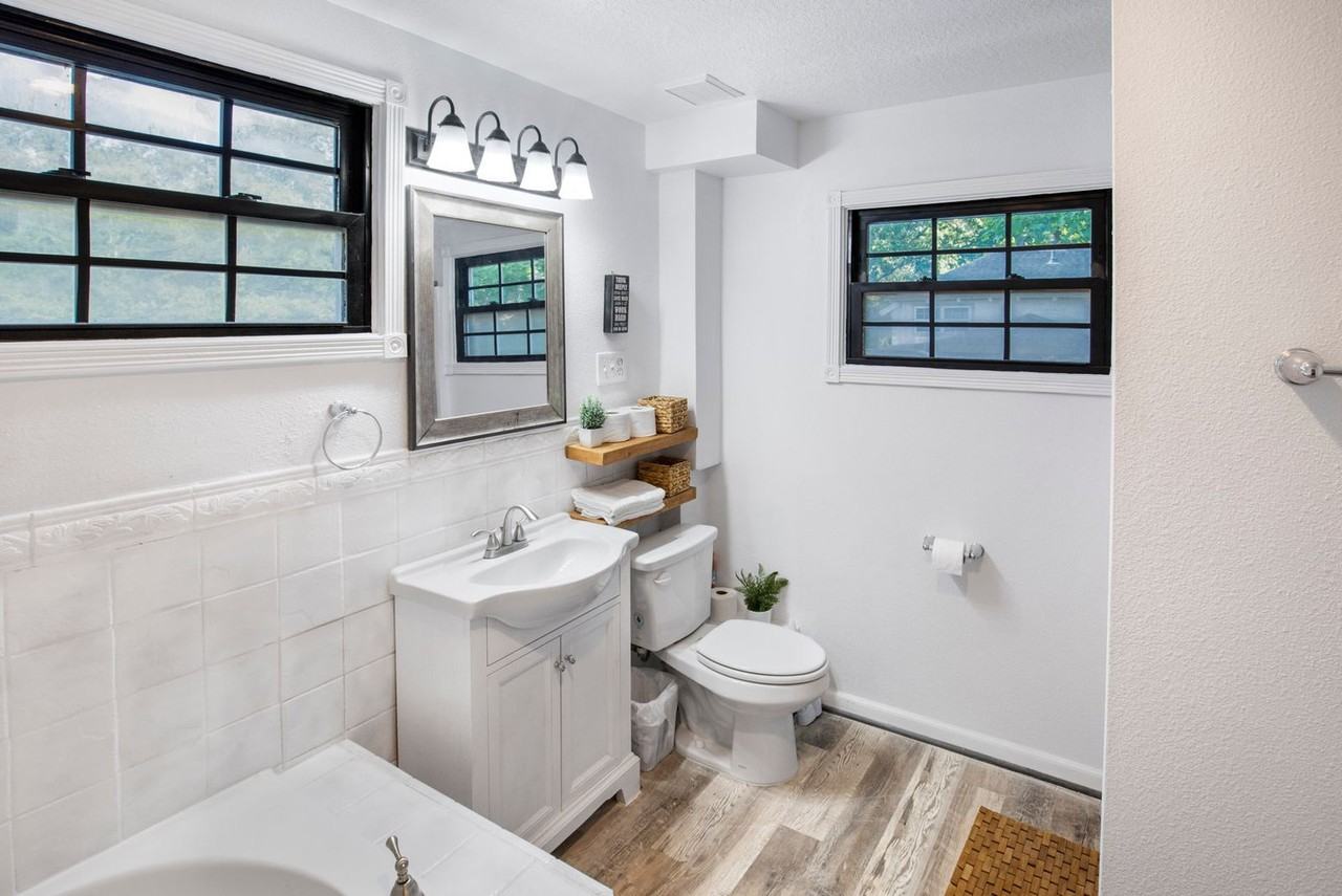 206 Saint Cloud Dr #1472546P - Photo 3 of 11