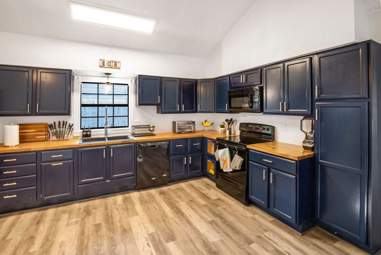 206 Saint Cloud Dr #1472546P - Photo 7 of 11