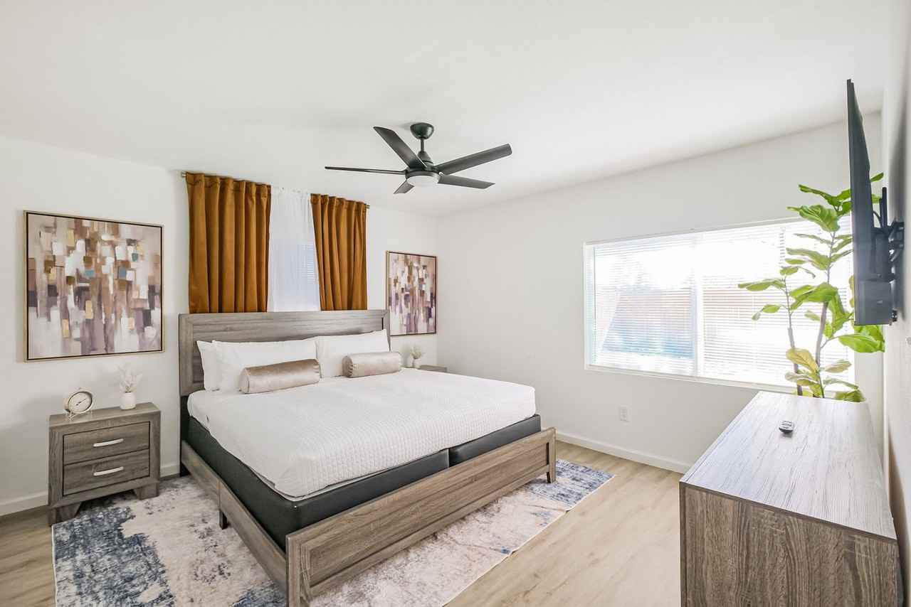 5021 Libbey Ln #1472547P - Photo 5 of 45