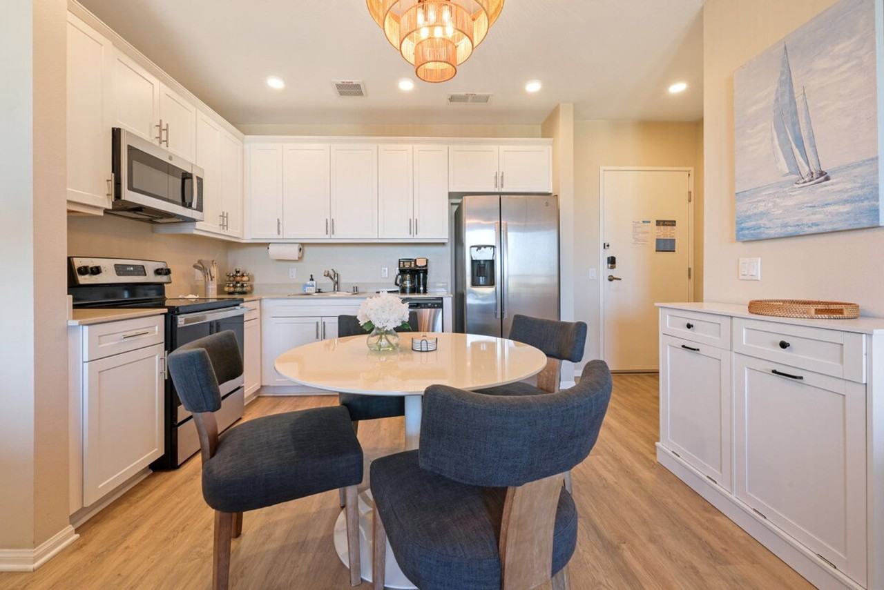 4325 Ohio St #1472543P - Photo 3 of 28