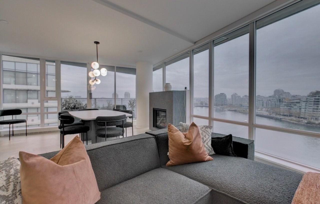 833 Pacific Blvd #1473075P - Photo 2 of 40