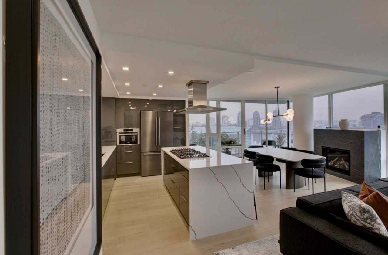 833 Pacific Blvd #1473075P - Photo 5 of 40