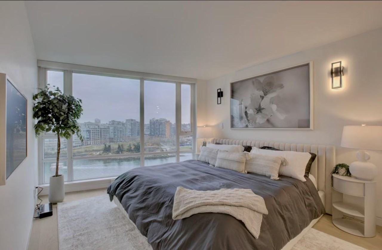 833 Pacific Blvd #1473075P - Photo 6 of 40