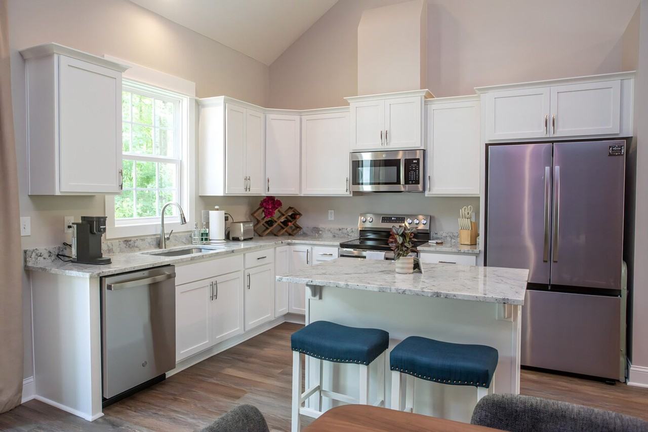 2202 Elkridge Dr #1473245P - Photo 7 of 24