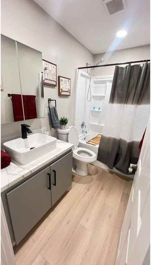 321 W Park Ave #1475274P - Photo 7 of 21