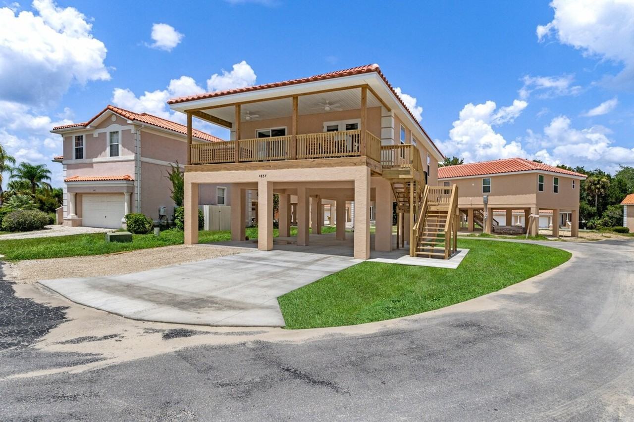 4857 S Amstel Dr #1472651P - Photo 6 of 32