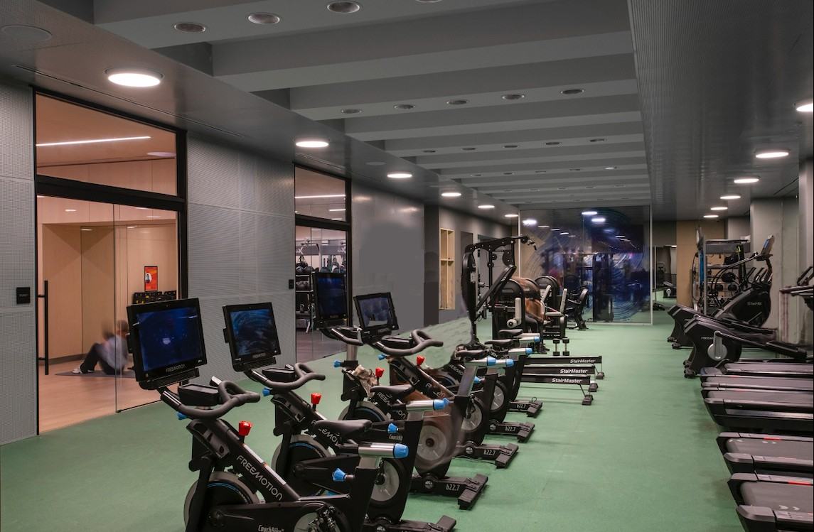 W 29th St & 11th Ave #2518 - Photo 7 of 8