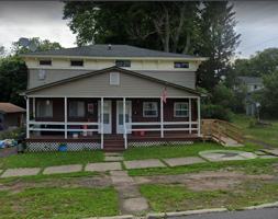 featured image of 9 N 4th St