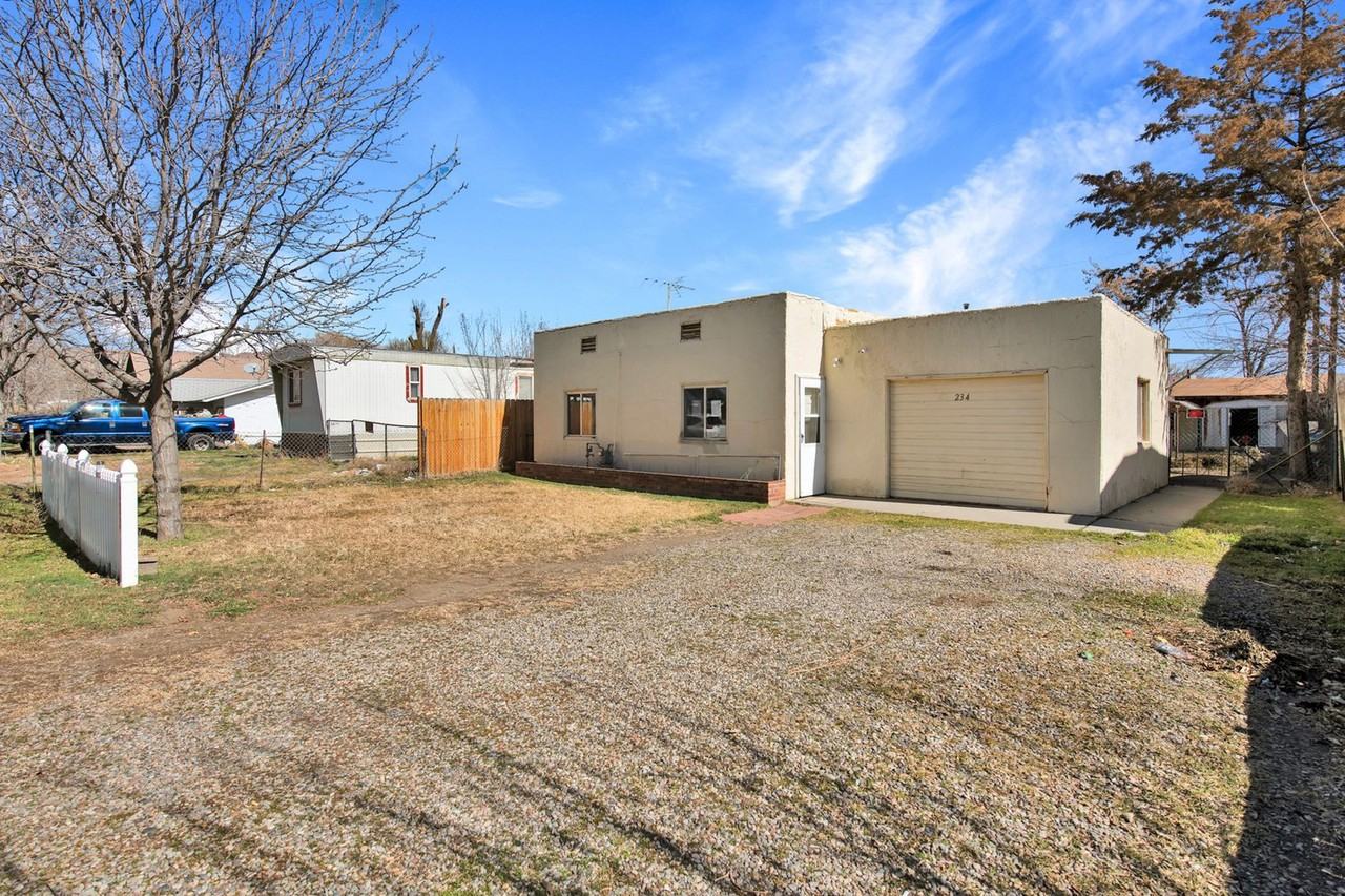 234 4th St - Photo 7 of 8