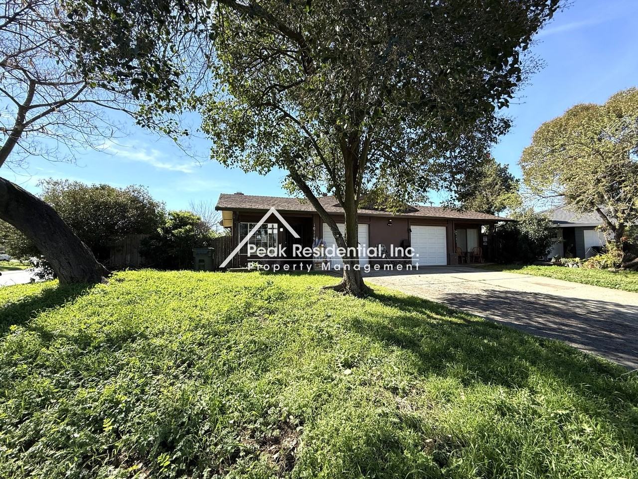 10119 Crawford Way - Photo 2 of 3