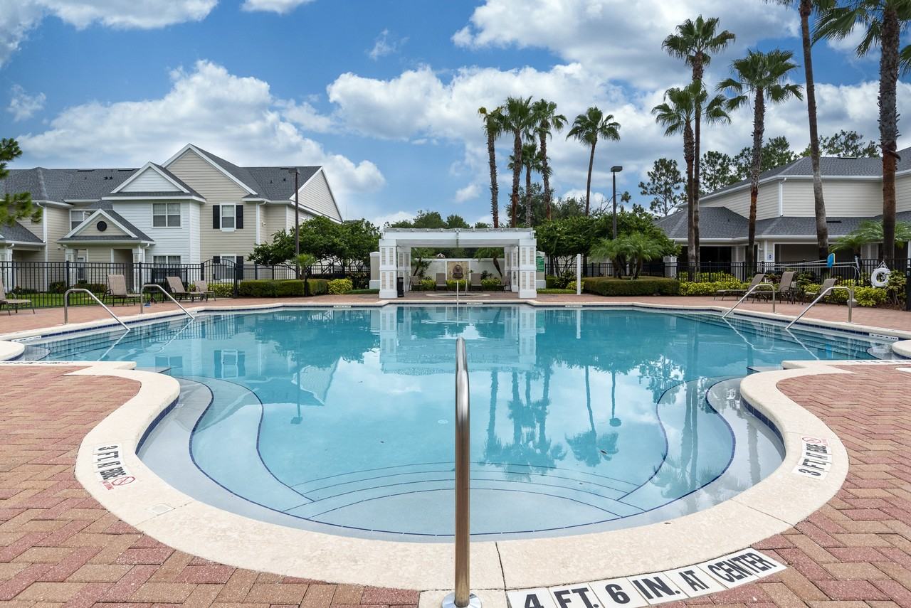 304 Southern Pecan Cir - Photo 2 of 46