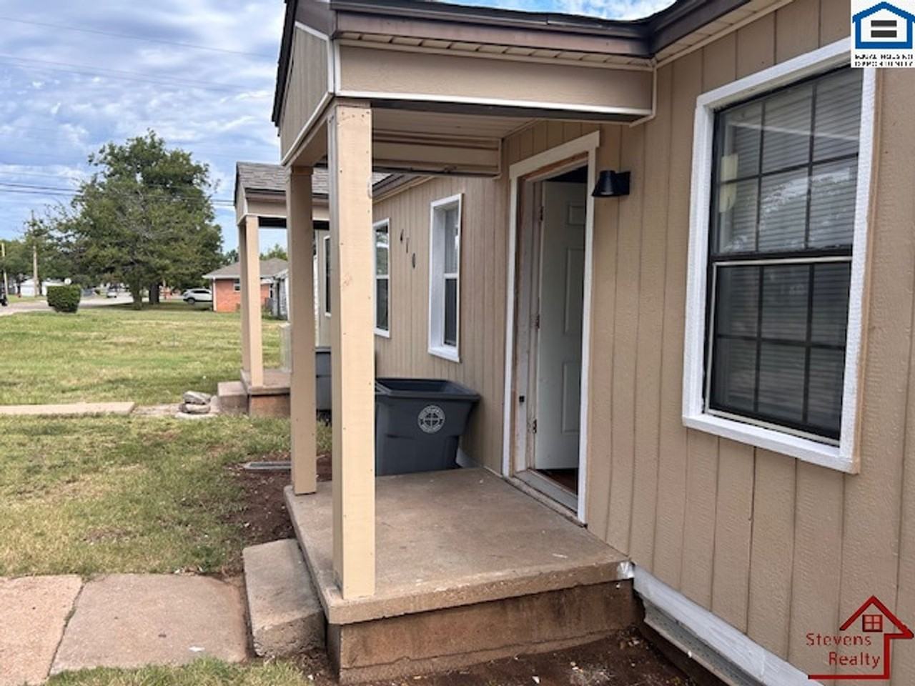 410 Sw 14th St Apt A #A - Photo 2 of 9