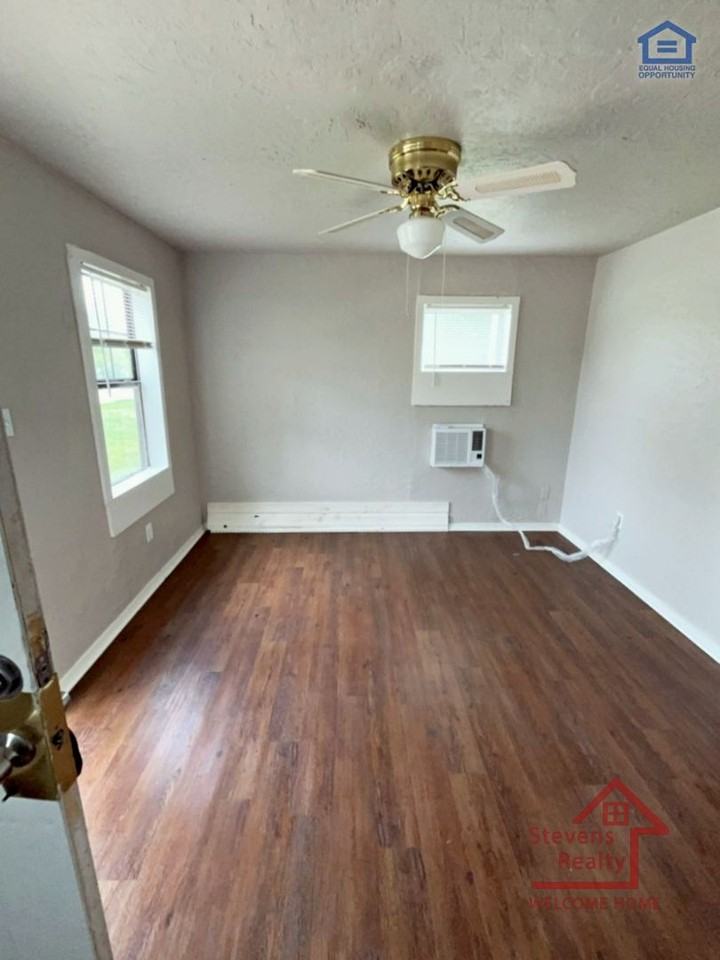 410 Sw 14th St Apt A #A - Photo 4 of 9