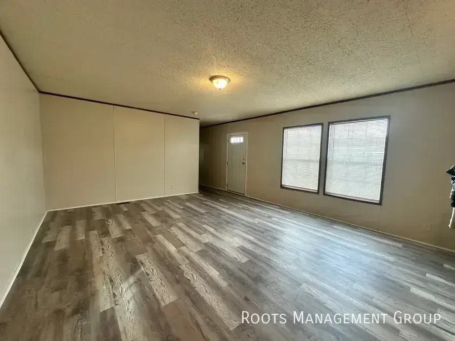 147 Maple Wood #147 - Photo 2 of 16