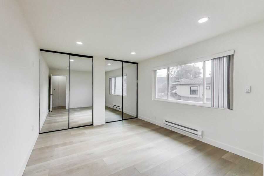 698 N Santa Cruz Ave #19 - Photo 6 of 18