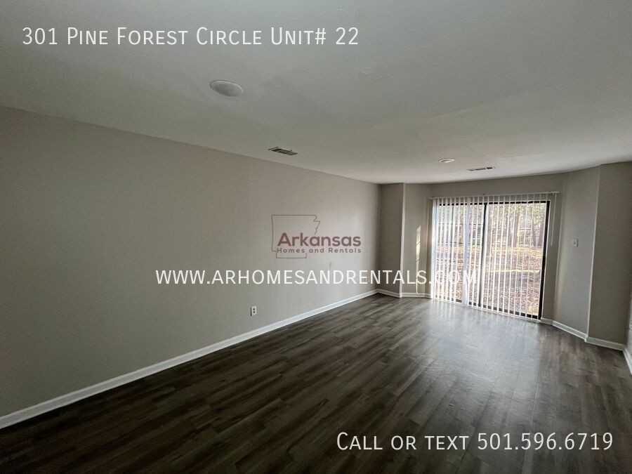 301 Pine Forest Cir #22 - Photo 3 of 22