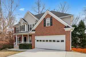 featured image of 870 Yankton Dr