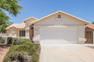 featured image of 2216 E Sherri Dr