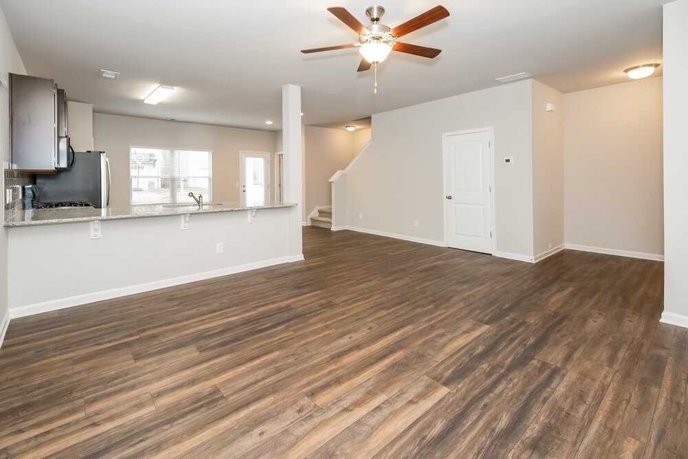 139 Preserve Dr - Photo 5 of 16