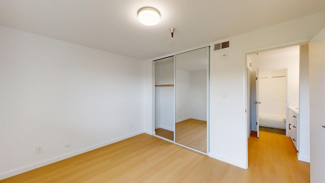 2031 Castro St #2 - Photo 7 of 21