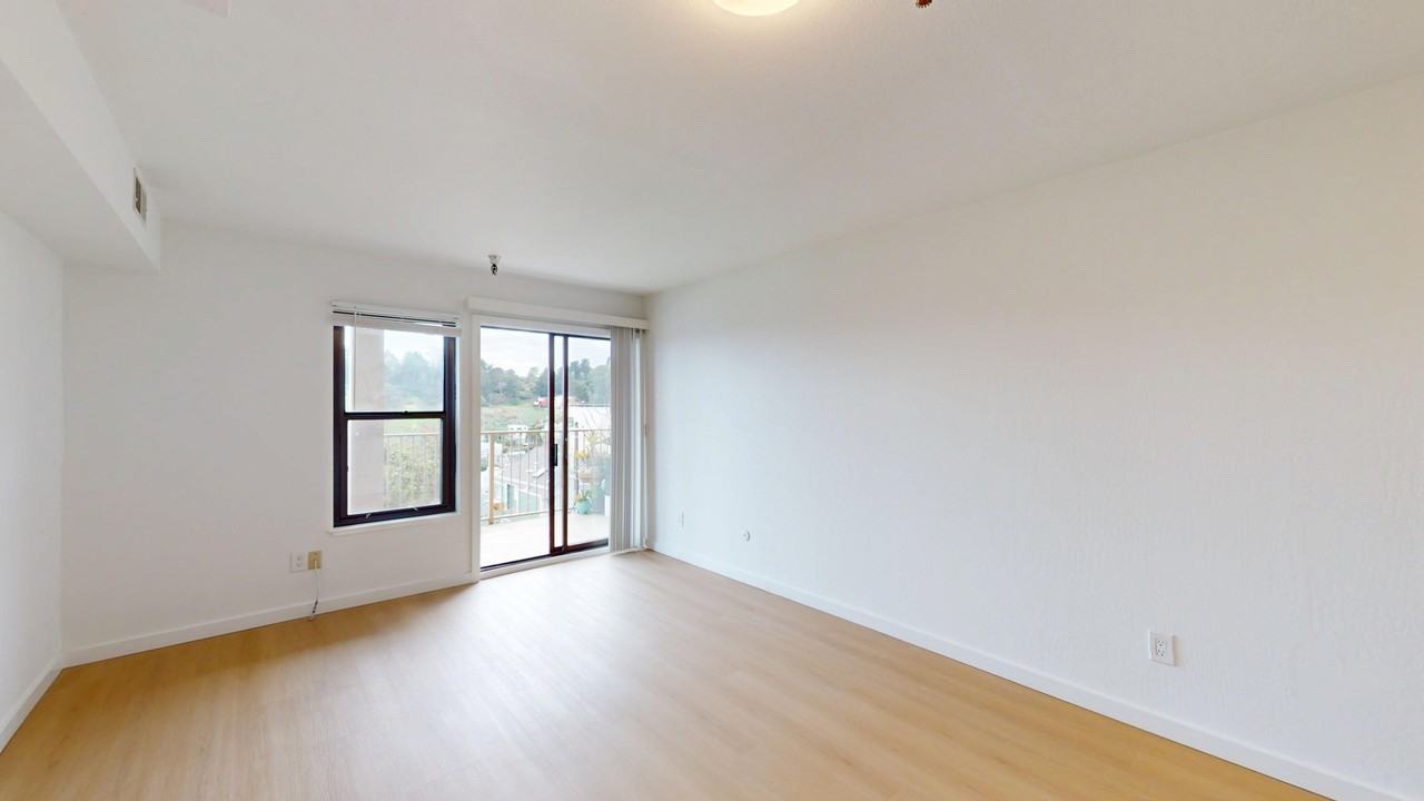 2037 Castro St #1 - Photo 7 of 20