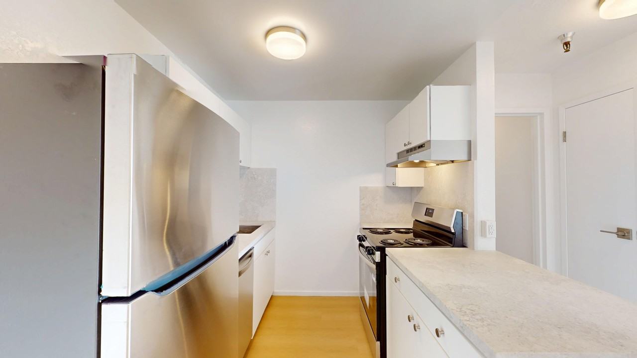 2031 Castro St #11 - Photo 4 of 24