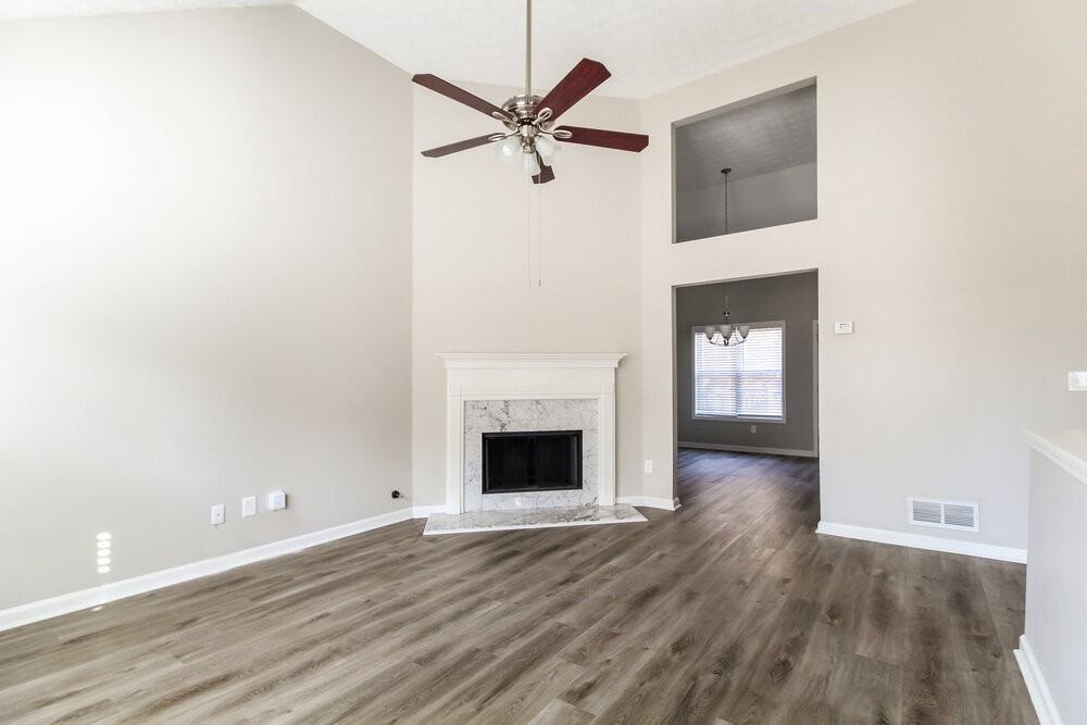 100 Syracuse Ln - Photo 3 of 16