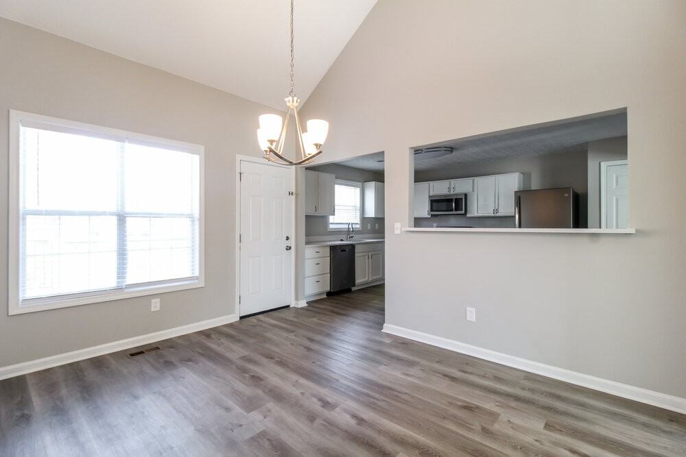 100 Syracuse Ln - Photo 5 of 16