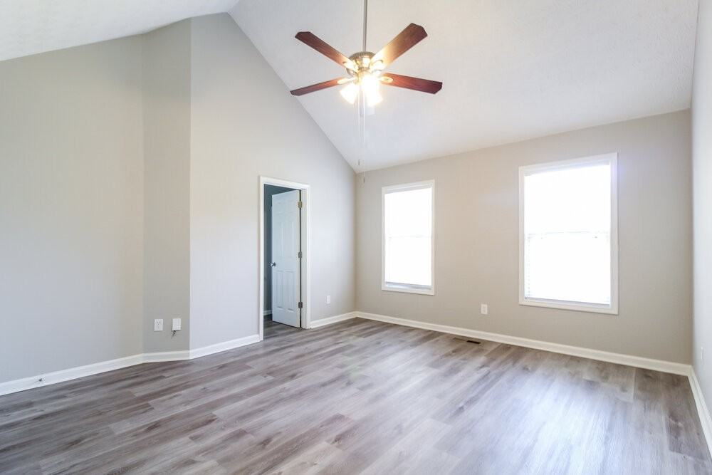 100 Syracuse Ln - Photo 7 of 16