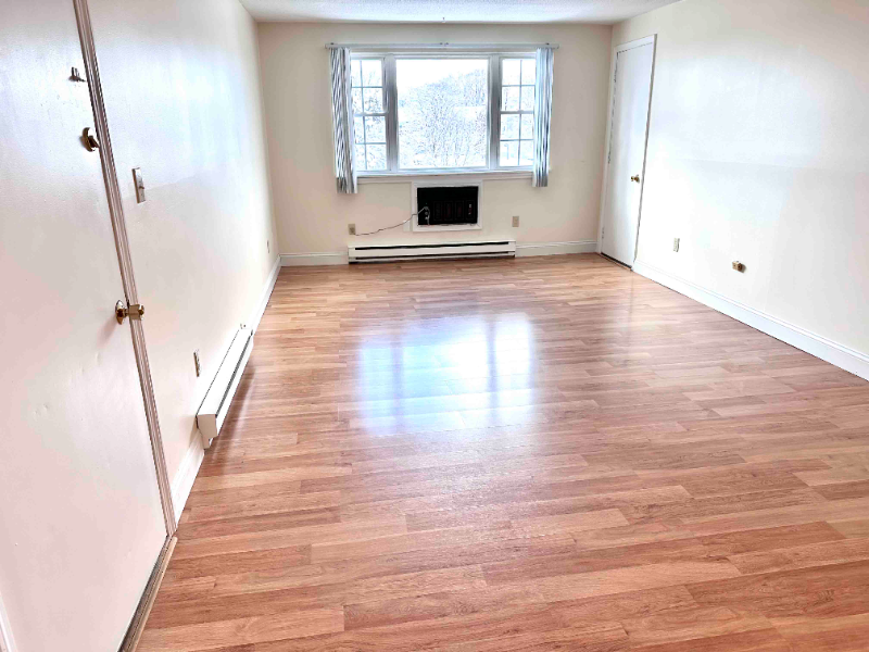 14C Mayberry Dr - Photo 3 of 8