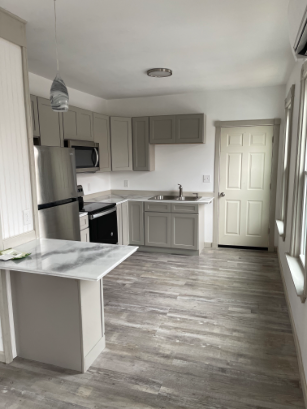 1719 Broadway - Photo 2 of 5