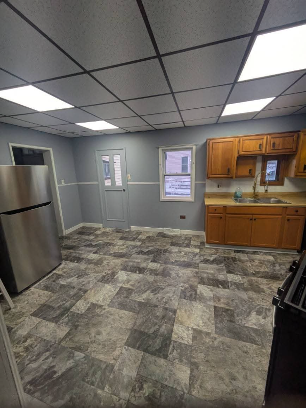 102 E Wabash Ave - Photo 5 of 18