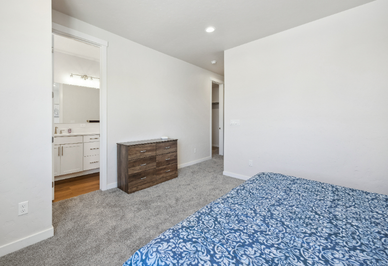 12479 W Endsley Ln - Photo 5 of 19