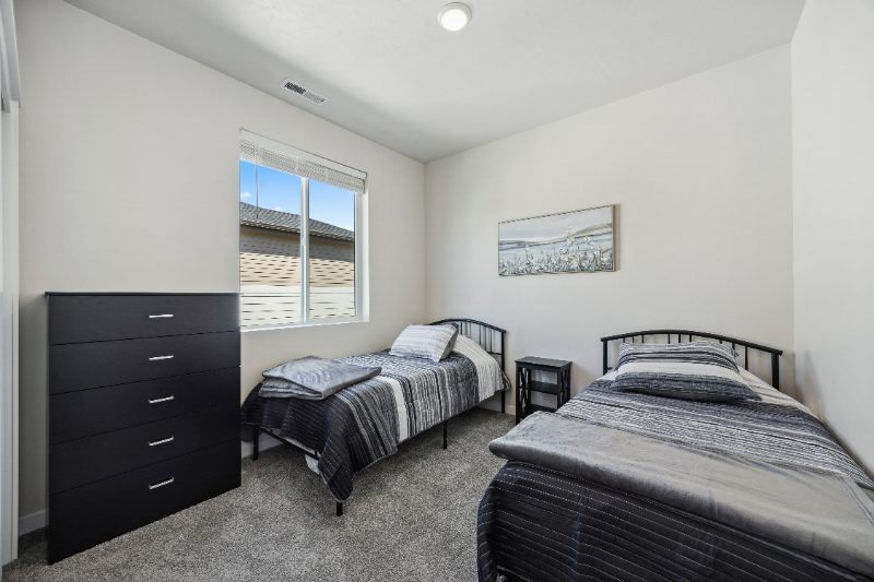 12479 W Endsley Ln - Photo 7 of 19