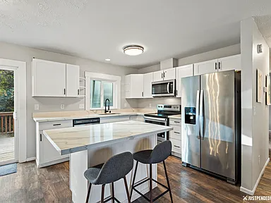 8120 Medellin Cir - Photo 2 of 20