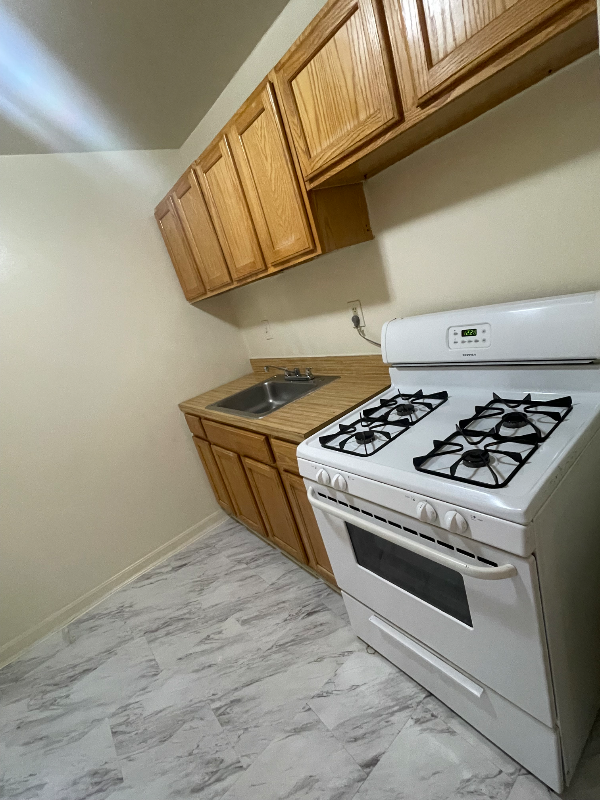 3030 30th St Se #105 - Photo 6 of 7