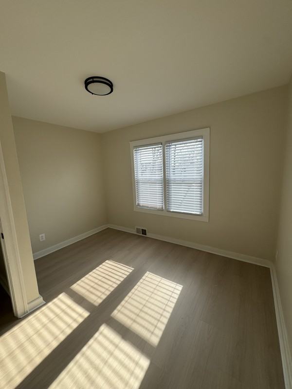 393 W Milton Ave #B - Photo 5 of 6