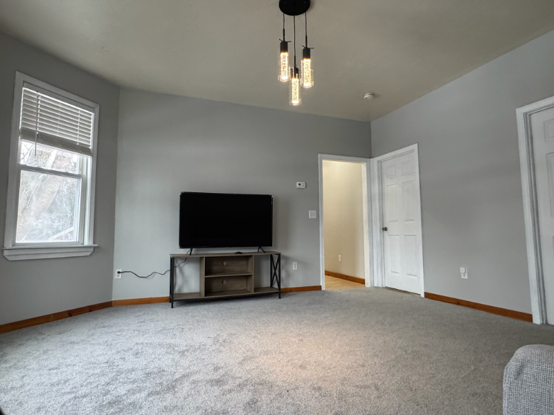 152 Broadway #1 - Photo 4 of 9