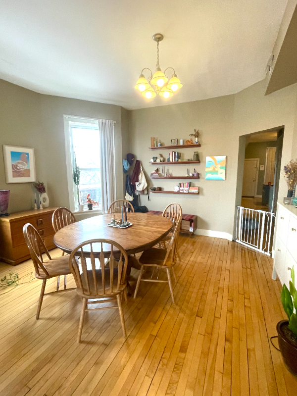 3249 W Hirsch St #401 - Photo 6 of 13