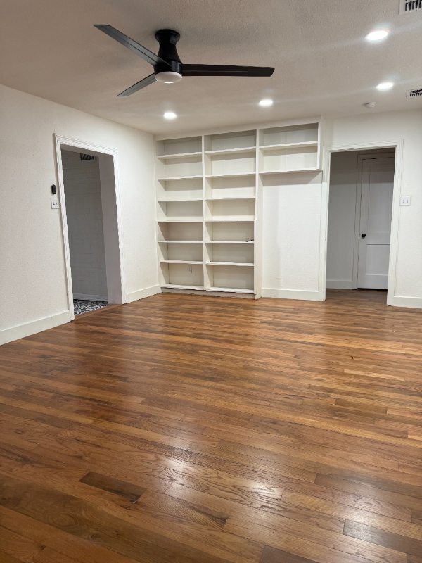 913 N 5th St - Photo 2 of 10