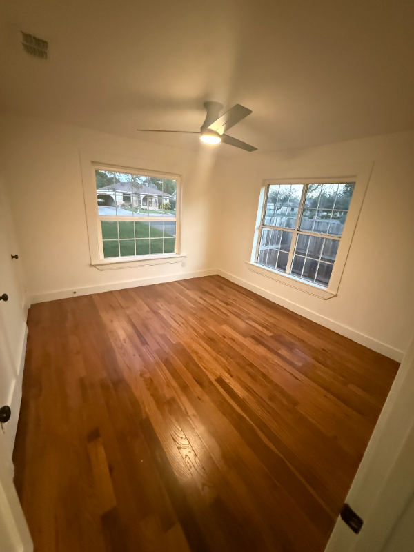 913 N 5th St - Photo 3 of 10