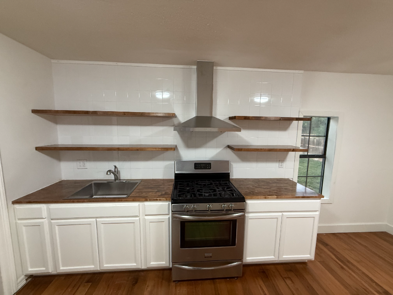 913 N 5th St - Photo 7 of 10